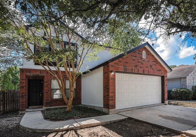 3-bedroom rental at 13038 Woller Valley in San Antonio TX