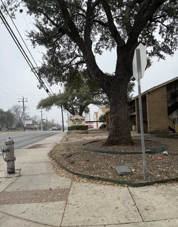 1-bedroom rental at 923 Vance Jackson Unit 1301 in San Antonio TX