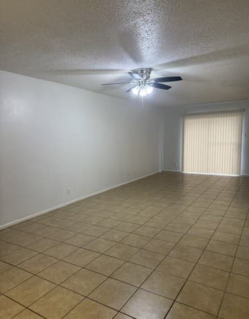 1-bedroom rental at 923 Vance Jackson Unit 1301 in San Antonio, TX — photo 3