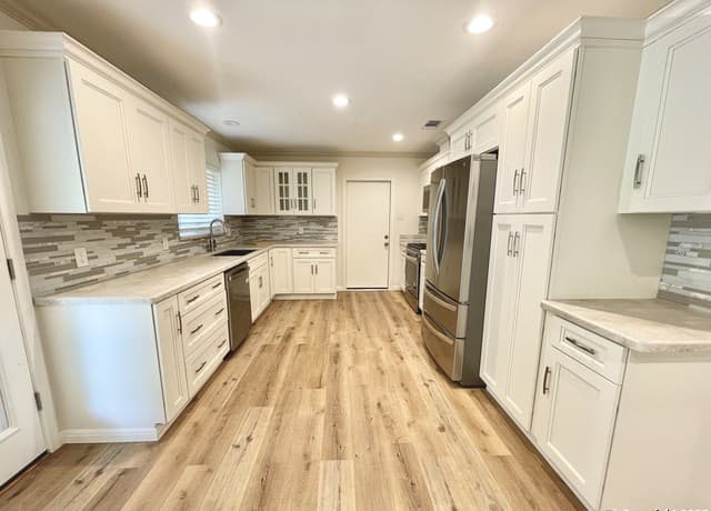 3-bedroom rental at 2612 Worldland Dr in San Antonio, TX — photo 5