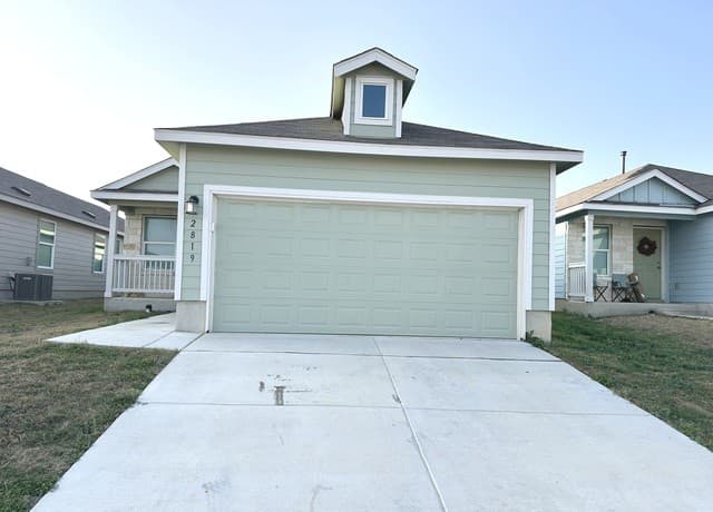 3-bedroom rental at 2819 Gustavo Dr in Converse TX