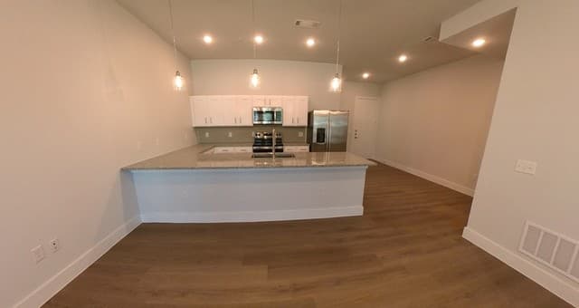 2-bedroom rental at 330 E Carson Unit 3103 in San Antonio TX