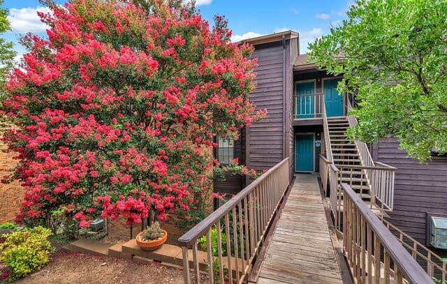 2-bedroom rental at 4212 Medical Unit 1705 in San Antonio, TX — photo 4
