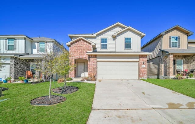 4-bedroom rental at 13319 Winemaker in San Antonio TX
