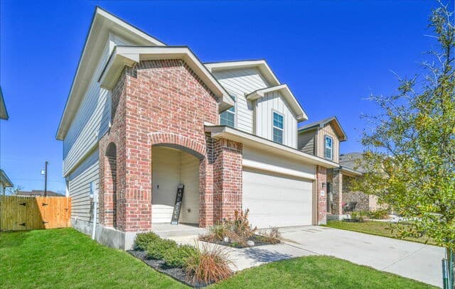 4-bedroom rental at 13319 Winemaker in San Antonio, TX — photo 3