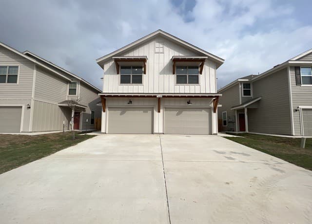 3-bedroom rental at 7618 Agave Bend Unit 102 in San Antonio TX