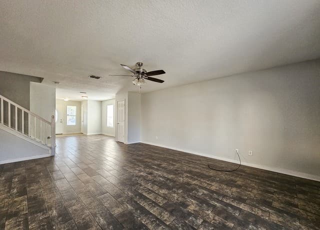 4-bedroom rental at 4603 River Post in San Antonio, TX — photo 4