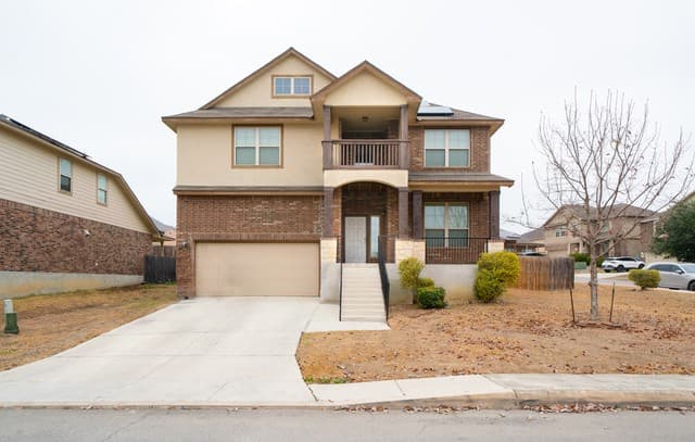 5-bedroom rental at 3140 Night Flight in San Antonio TX