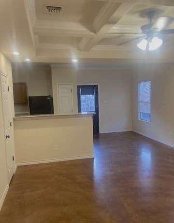 3-bedroom rental at 14103 Volpi Unit 104 in San Antonio, TX — photo 2