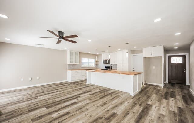 3-bedroom rental at 7030 Settlers Rdg in Leon Valley, TX — photo 4