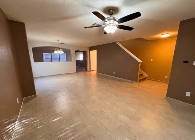 4-bedroom rental at 3405 Whisper Hvn in Schertz, TX — photo 4