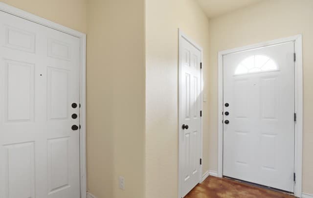 3-bedroom rental at 16821 Showdown Unit 3 in Schertz, TX — photo 3