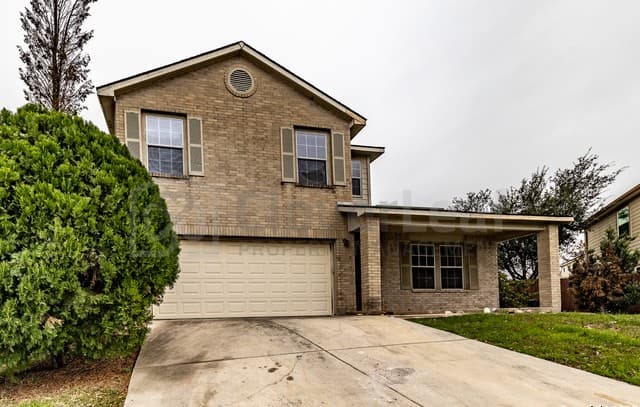 4-bedroom rental at 104 Bay Willow in Cibolo, TX — photo 3