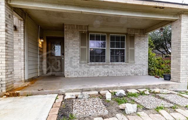 4-bedroom rental at 104 Bay Willow in Cibolo, TX — photo 4