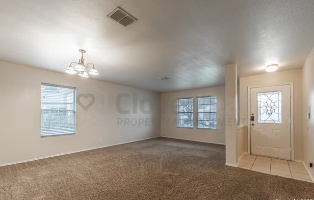 4-bedroom rental at 104 Bay Willow in Cibolo, TX — photo 5