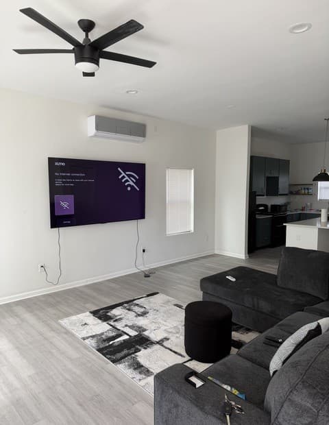 3-bedroom rental at 147 Vine in San Antonio, TX — photo 3