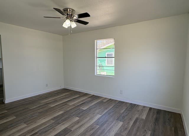 5-bedroom rental at 4842 Stoneside in San Antonio, TX — photo 3