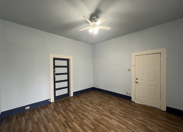 1-bedroom rental at 213 Cadwallader Unit 2 in San Antonio, TX — photo 5