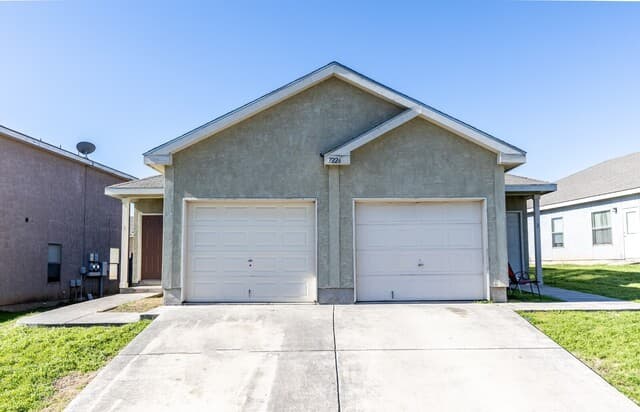 3-bedroom rental at 7226 Golf Unit 1 in San Antonio TX