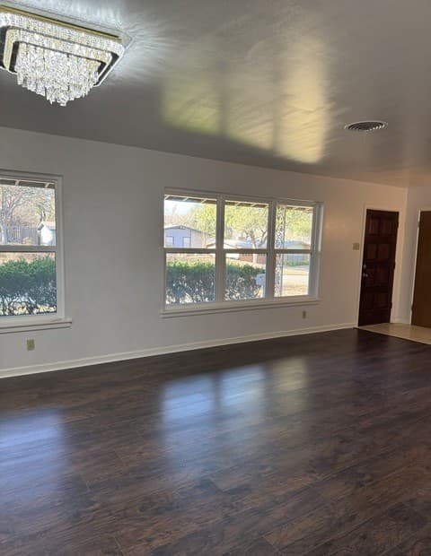 3-bedroom rental at 110 Northaven in San Antonio, TX — photo 4