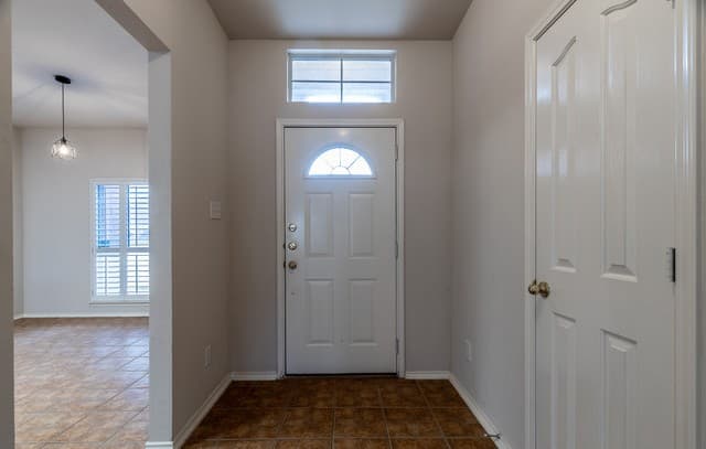 3-bedroom rental at 1628 Bench Trl in Schertz, TX — photo 5