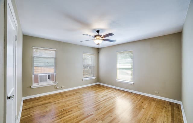 2-bedroom rental at 123 Mink Dr in San Antonio, TX — photo 4