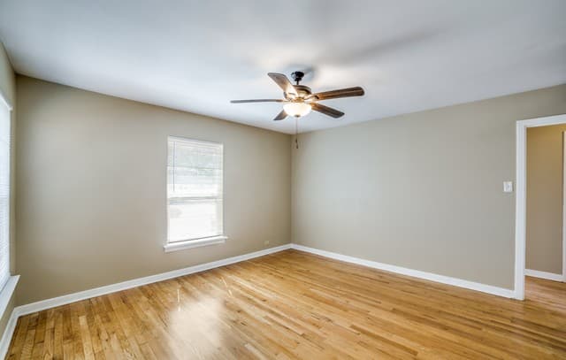2-bedroom rental at 123 Mink Dr in San Antonio, TX — photo 5