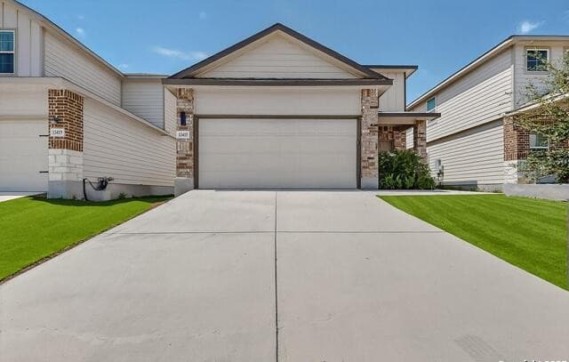4-bedroom rental at 13415 Winemaker in San Antonio, TX — photo 2