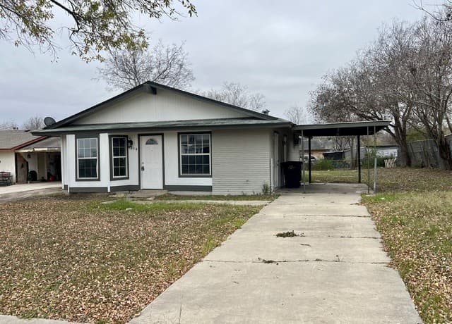 3-bedroom rental at 6214 Slate Valley in San Antonio, TX — photo 2
