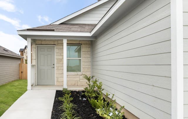 3-bedroom rental at 10507 Padron Bend in San Antonio, TX — photo 4