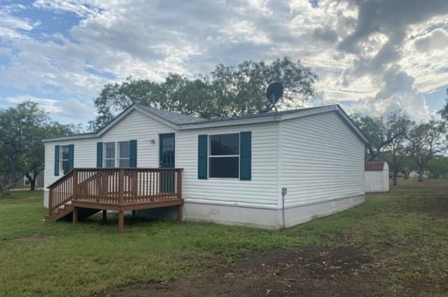 3-bedroom rental at 129 Oak Park in Adkins TX