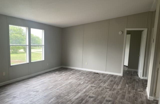 3-bedroom rental at 129 Oak Park in Adkins, TX — photo 5
