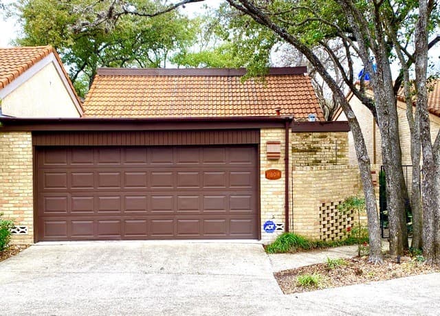 4-bedroom rental at 11804 Mission Trace St in San Antonio TX