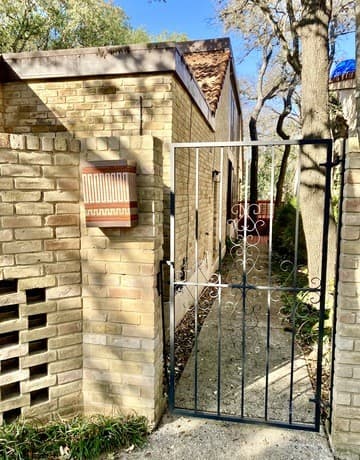 4-bedroom rental at 11804 Mission Trace St in San Antonio, TX — photo 4