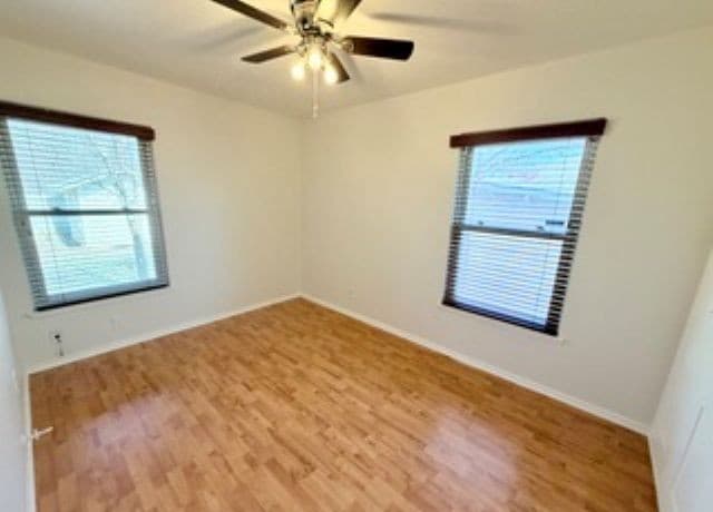 3-bedroom rental at 2323 Spicewood in San Antonio, TX — photo 4
