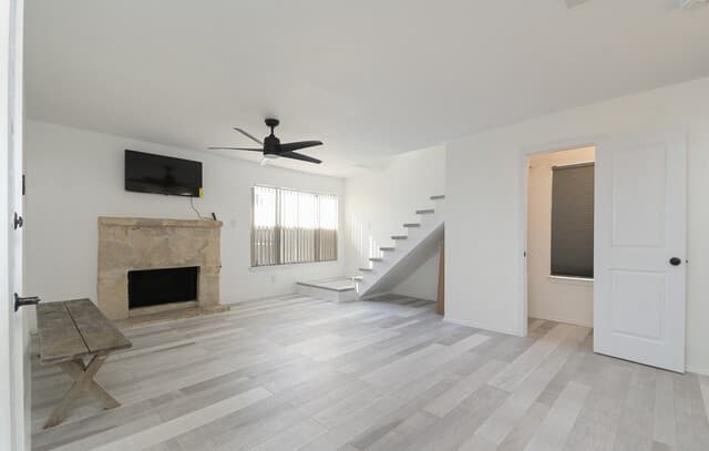 1-bedroom rental at 10527 Perrin Beitel Unit D208 in San Antonio, TX — photo 2