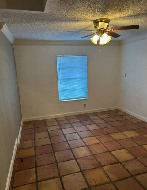 4-bedroom rental at 275 Brandywine in San Antonio, TX — photo 4
