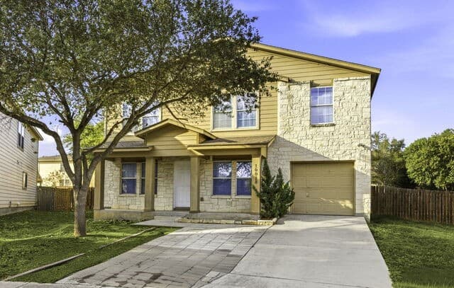 4-bedroom rental at 10018 Fisherman Pier in San Antonio TX