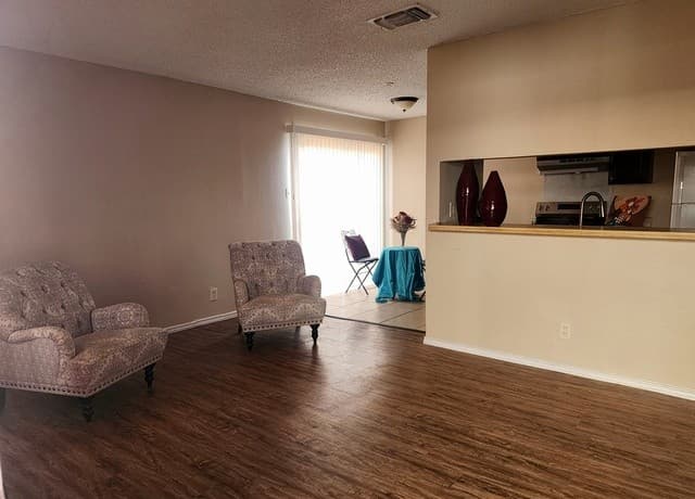 2-bedroom rental at 5236 Meadow Field in San Antonio TX