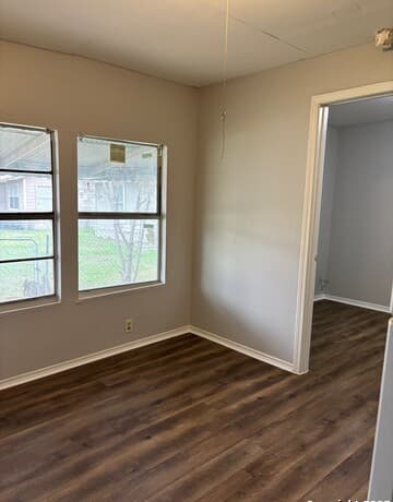 2-bedroom rental at 5534 San Fernando St Unit 2 in San Antonio, TX — photo 5