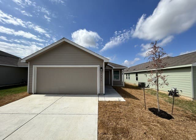 3-bedroom rental at 4206 Osmosis Drive in San Antonio, TX — photo 4