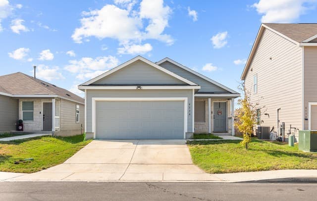 4-bedroom rental at 4534 Martin Way in San Antonio TX