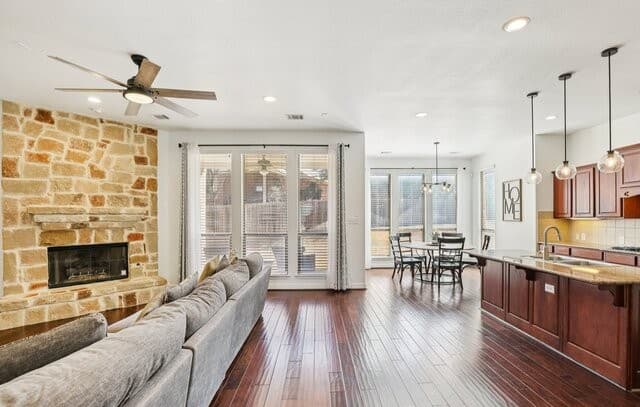 5-bedroom rental at 21706 Miranda Hill in San Antonio TX