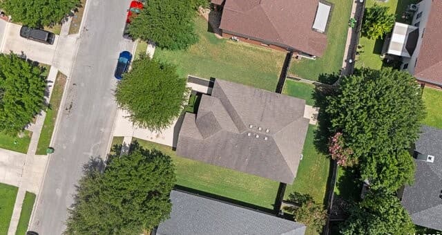 3-bedroom rental at 132 Niemietz Cove in Cibolo, TX — photo 3