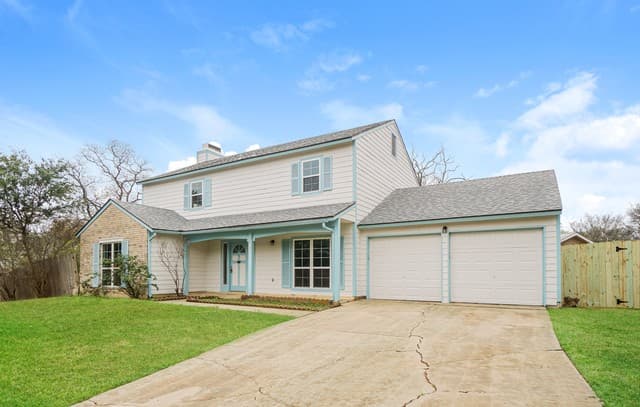 4-bedroom rental at 5106 Sierra Vista in San Antonio, TX — photo 4