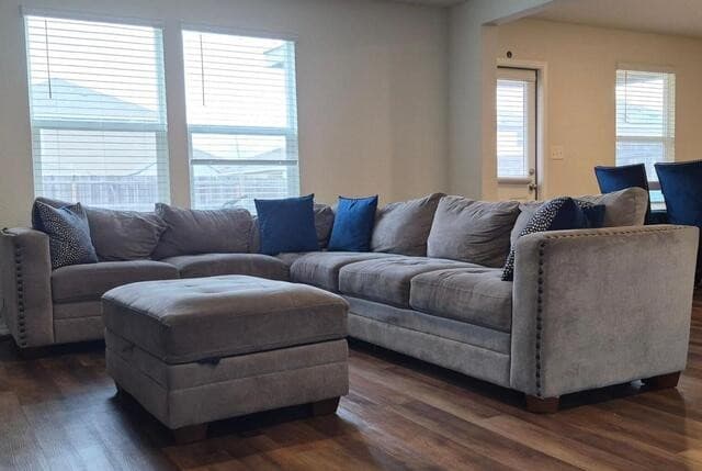 3-bedroom rental at 5819 Rolling Gln in San Antonio, TX — photo 5
