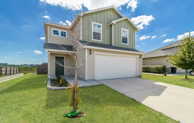 3-bedroom rental at 414 Retama Pass in San Antonio, TX — photo 3