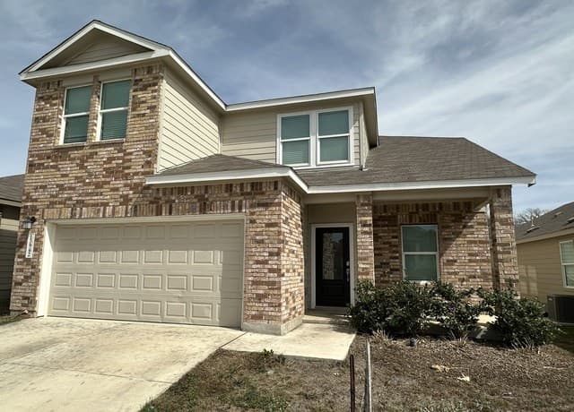 5-bedroom rental at 13942 Reservoir in San Antonio, TX — photo 3