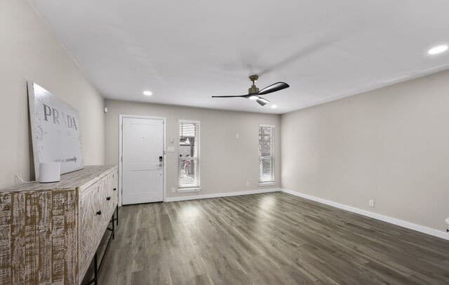 2-bedroom rental at 2718 Old Field in San Antonio, TX — photo 5