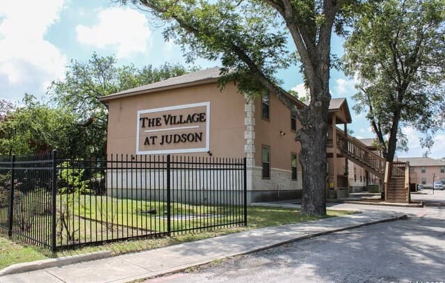 3-bedroom rental at 14815 Judson Unit 202 in San Antonio TX